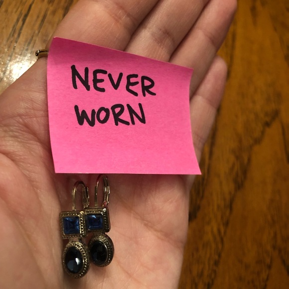 Assorted Jewelry - Picture 4 of 6